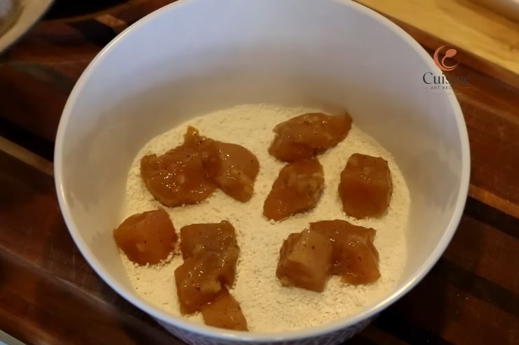 Coat the Chicken in Starch